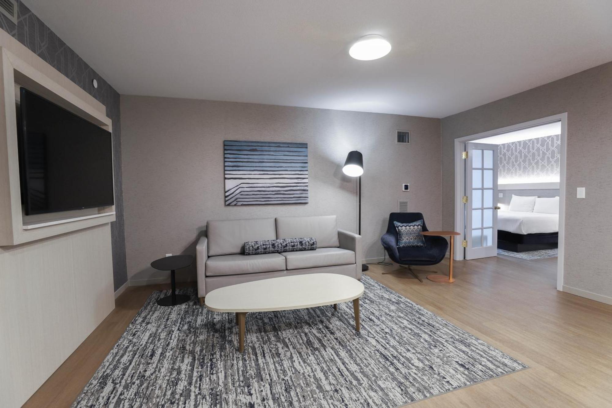 Radisson Plaza Hotel at Kalamazoo Center Bagian luar foto