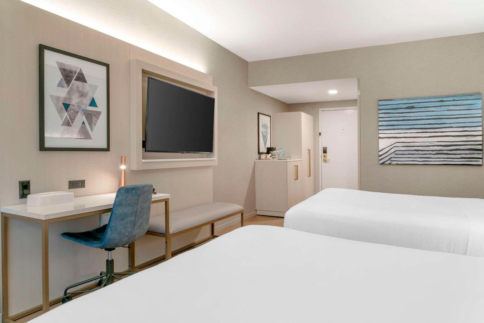 Radisson Plaza Hotel at Kalamazoo Center Bagian luar foto